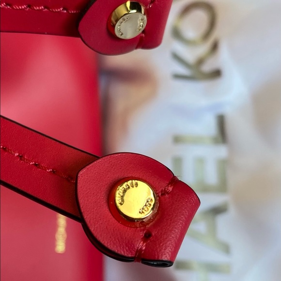 Michael Kors - Picture 5 of 8